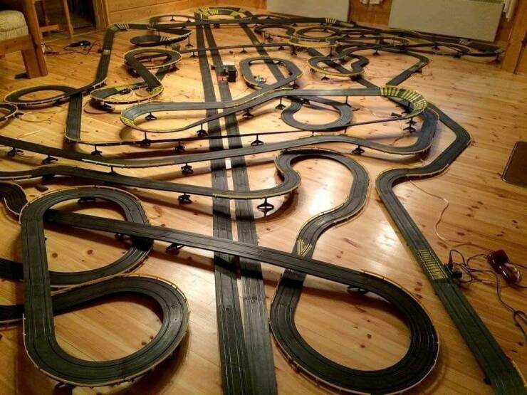 Random Pictures and Images - tyco slot car track