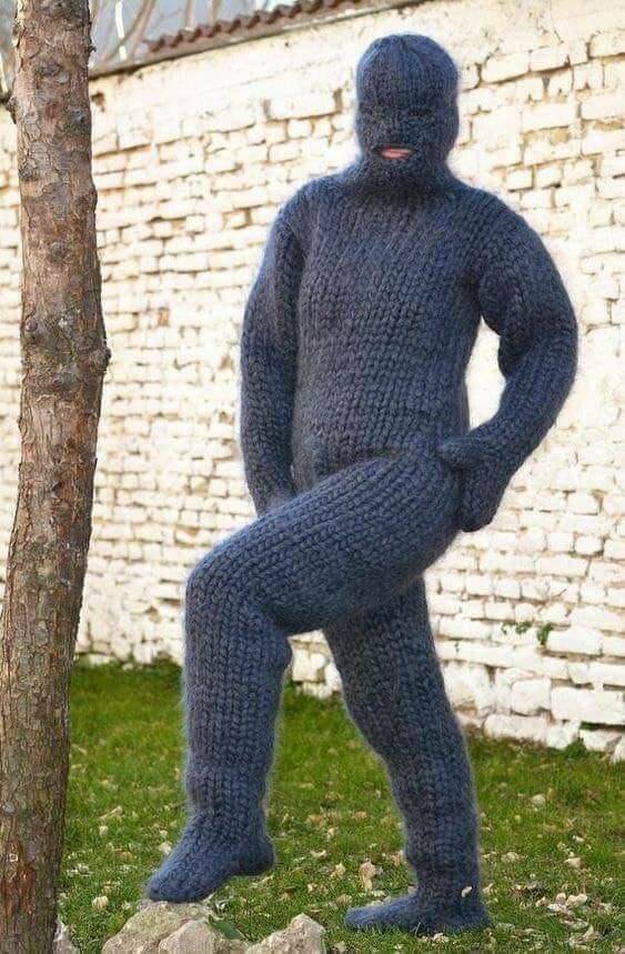 daily dose of randoms - knitte clothes meme