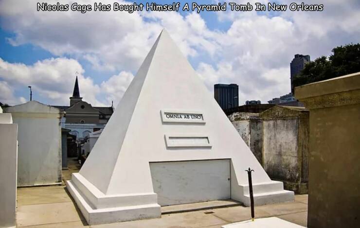 daily dose of randoms - nicolas cage new orleans tomb - Nicolas Cage Has Bought Himself A Pyramid Tomb In New Orleans Omnia Ab Uno