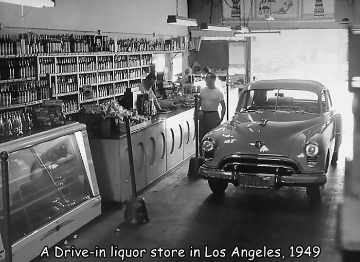 cool pics - drive through liquor store los angeles - www A Drivein liquor store in Los Angeles, 1949