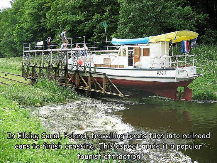 cool random pics - buczyniec slope - Pz713 In blag Canal, Poland, travelling boats turn into railroad cars to finish crossing. This aspect made it a popular tourist attraction