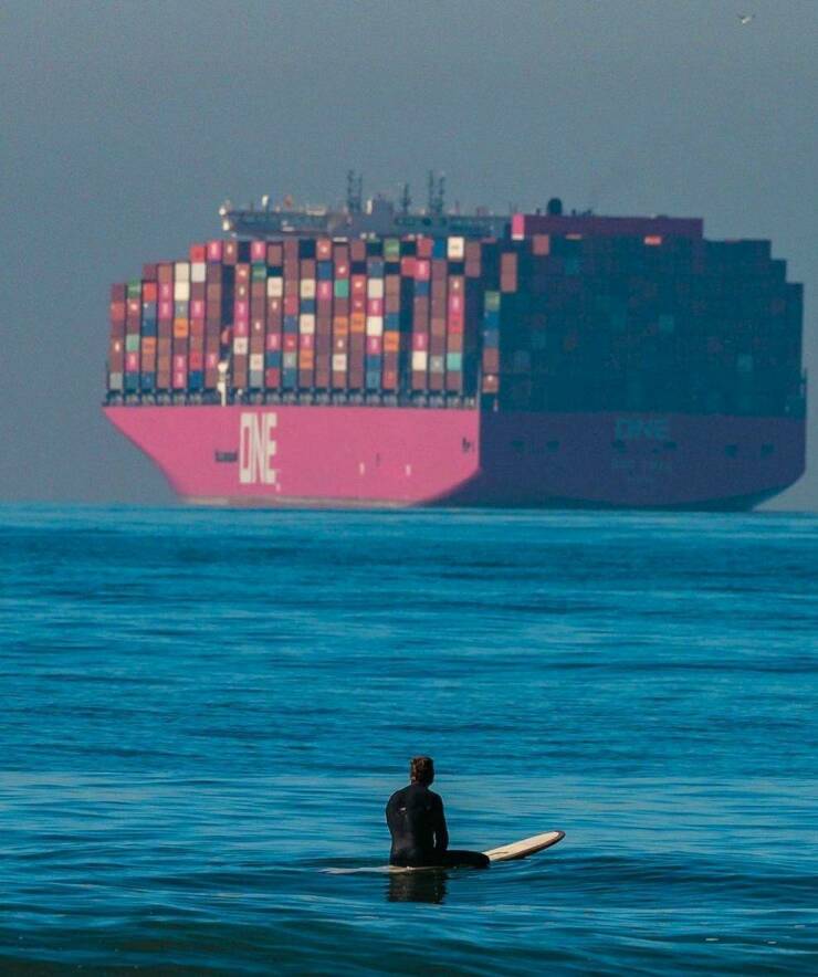 cool random pics - container ship - One