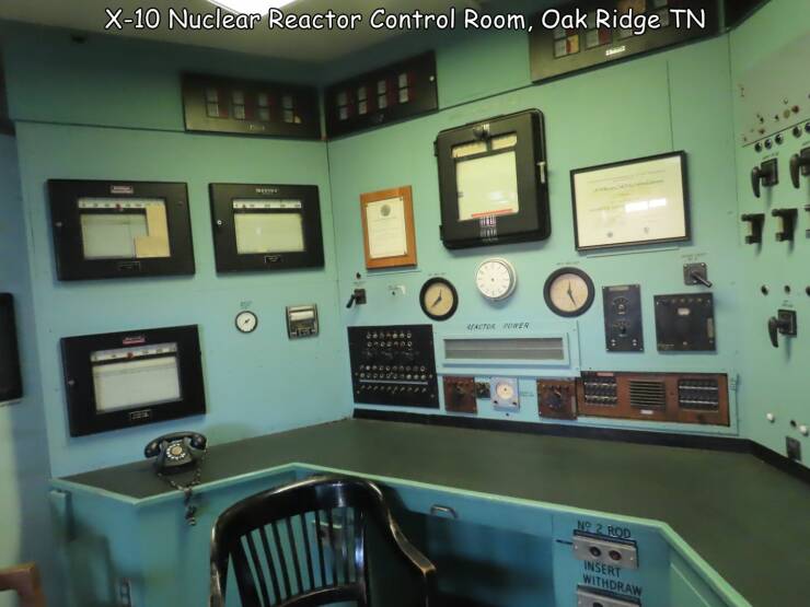 monday morning randomness - electronics - X10 Nuclear Reactor Control Room, Oak Ridge Tn w Actor Power No 2 Rod Insert Withdraw 31