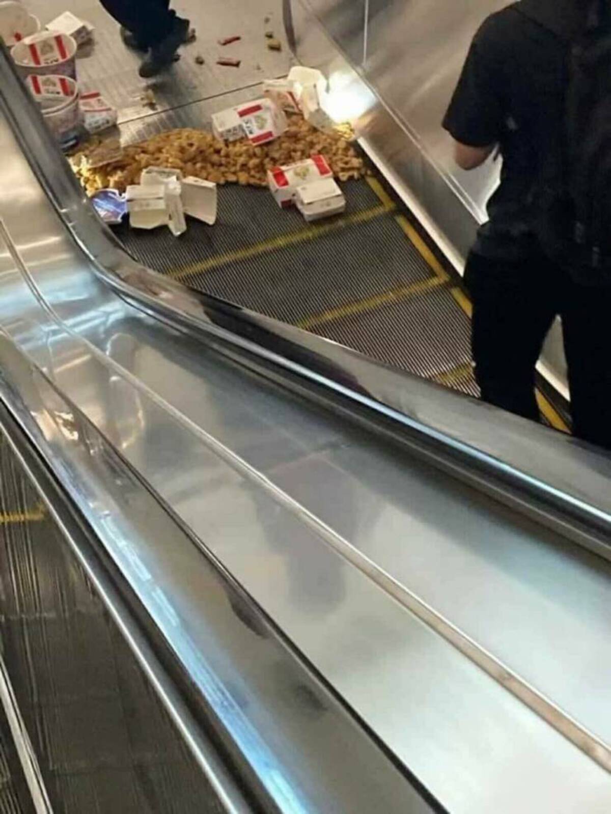 cool pics  - escalator