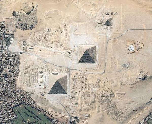 pyramids of giza aerial