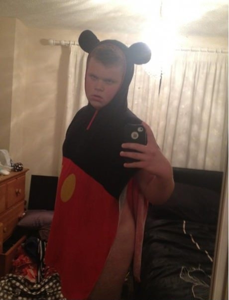 naked mickey mouse