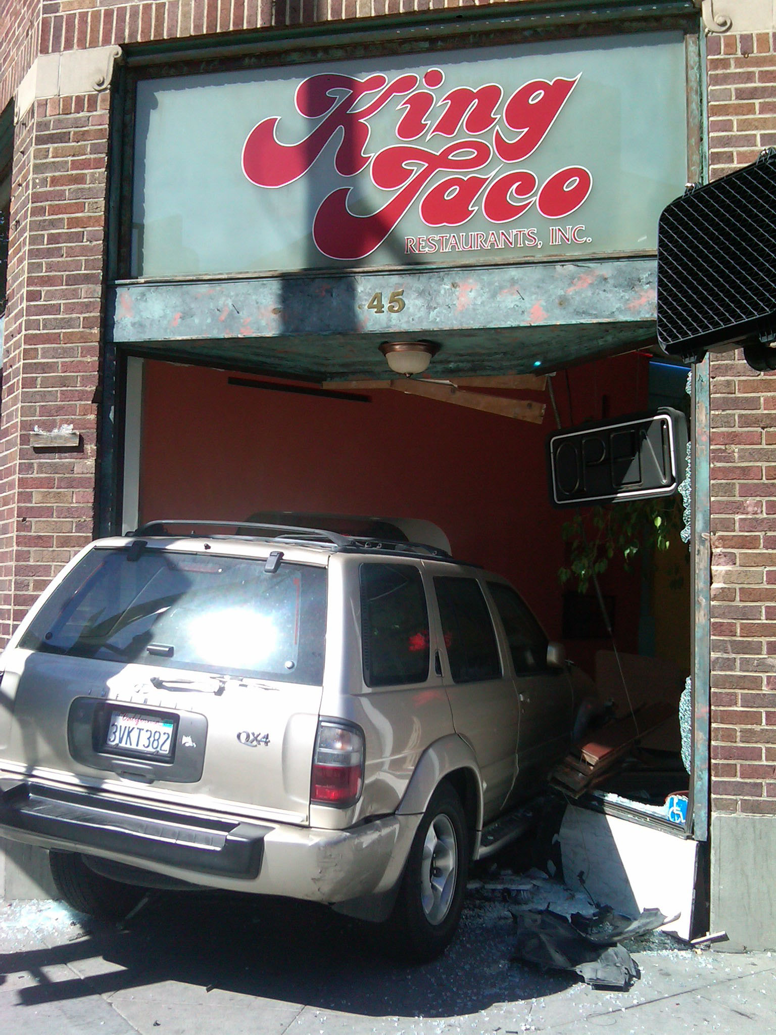 Car crashes through entrance of King Taco