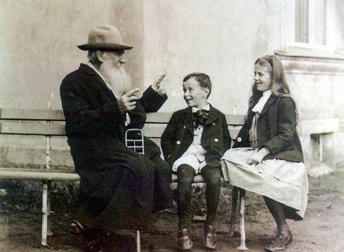 Leo Tolstoy tells a story to his grandchildren in 1909