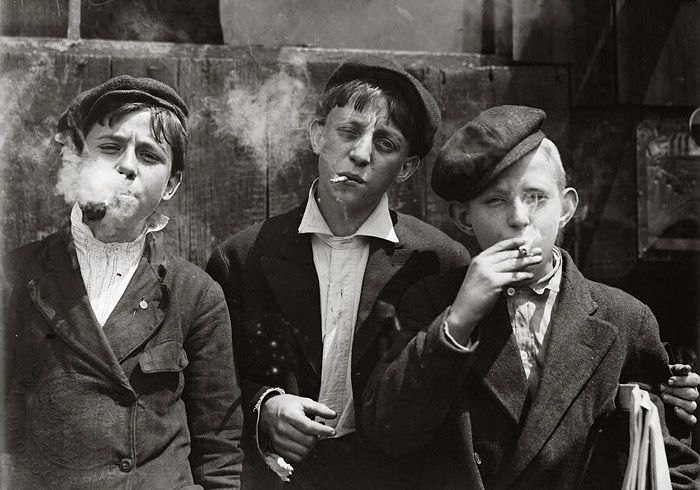 Child laborers in 1880.