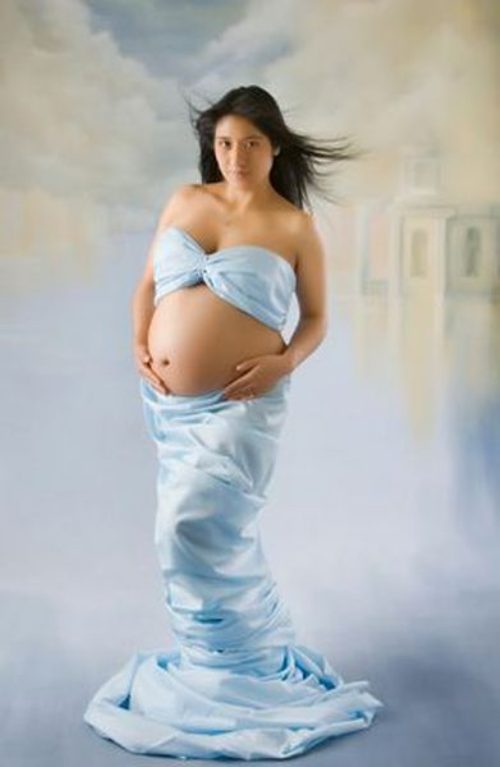 Awkward Maternity Photos