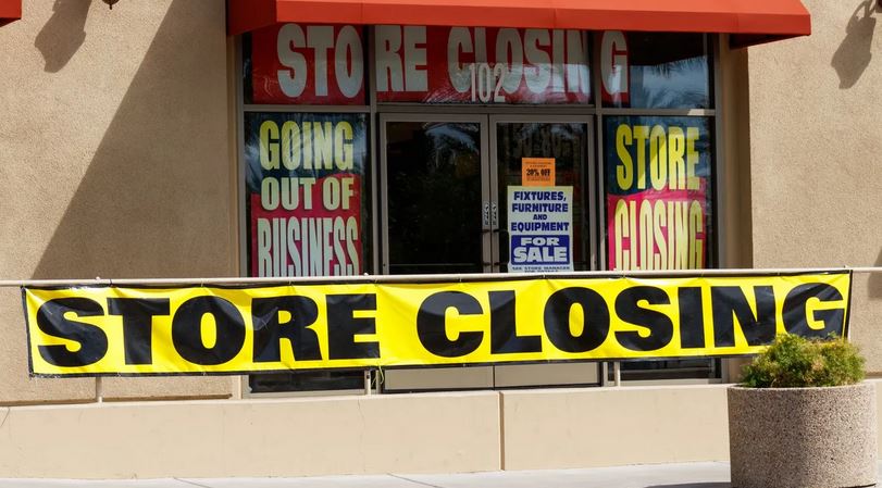 Store closings pile up: With 1,200 closures already announced for 2020, retailers face another grim year.