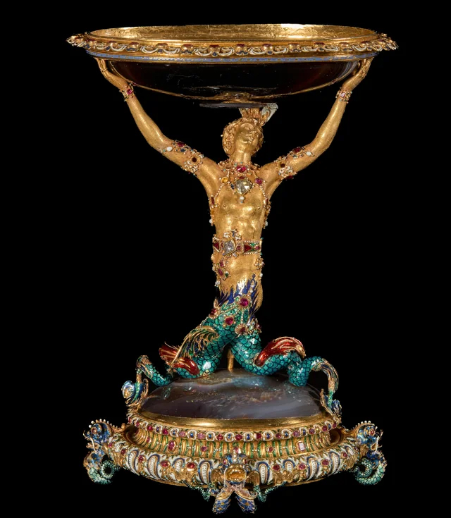 Gold Mermaid Saltcellar Cup, studded with 184 rubies, diamonds, and two pieces of agate. France or Florence, XVI Century.