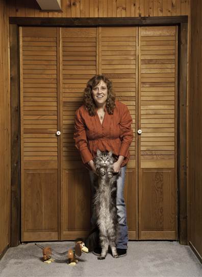 Longest domestic cat (and longest domestic cat tail) 48.5 and 16.34 inches