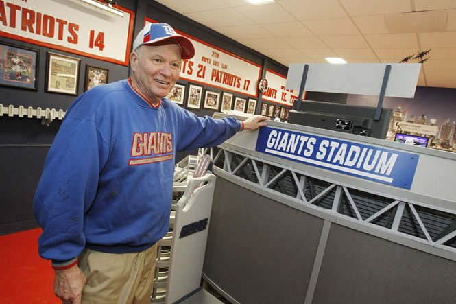 Retired New York Giants' Fan Builds Giants Stadium Replica