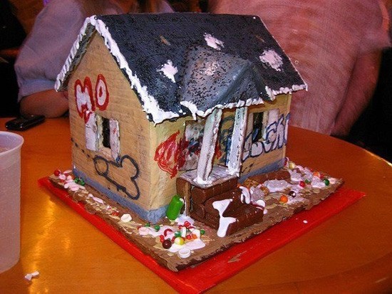 gingerbread trap house