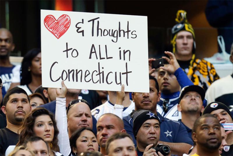 The NFL Honors The Victims Of The Sandy Hook Elementary School