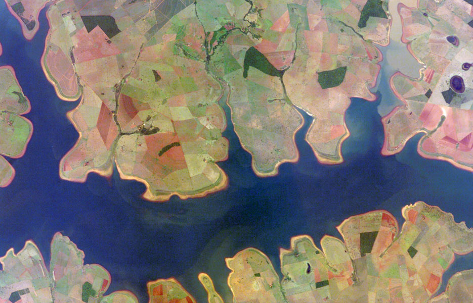Brazil's So Simo Reservoir looks like a watercolor painting.