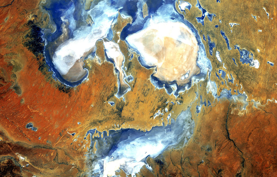 At 49 feet below sea level, Lake Eyre is the lowest point in Australia. The lake rarely fills with water it has only three times in the last 150 years