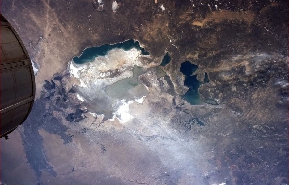 Astronaut Chris Hadfield tweeted this photo of what was the Aral Sea floor from the International Space Station on May 6