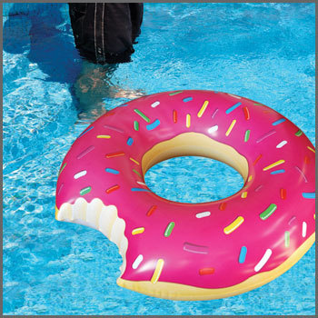 The Gigantic Donut Pool Float  1 Million Bill Bonus
