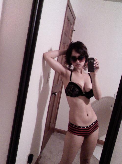 Man Your Fapping Station!