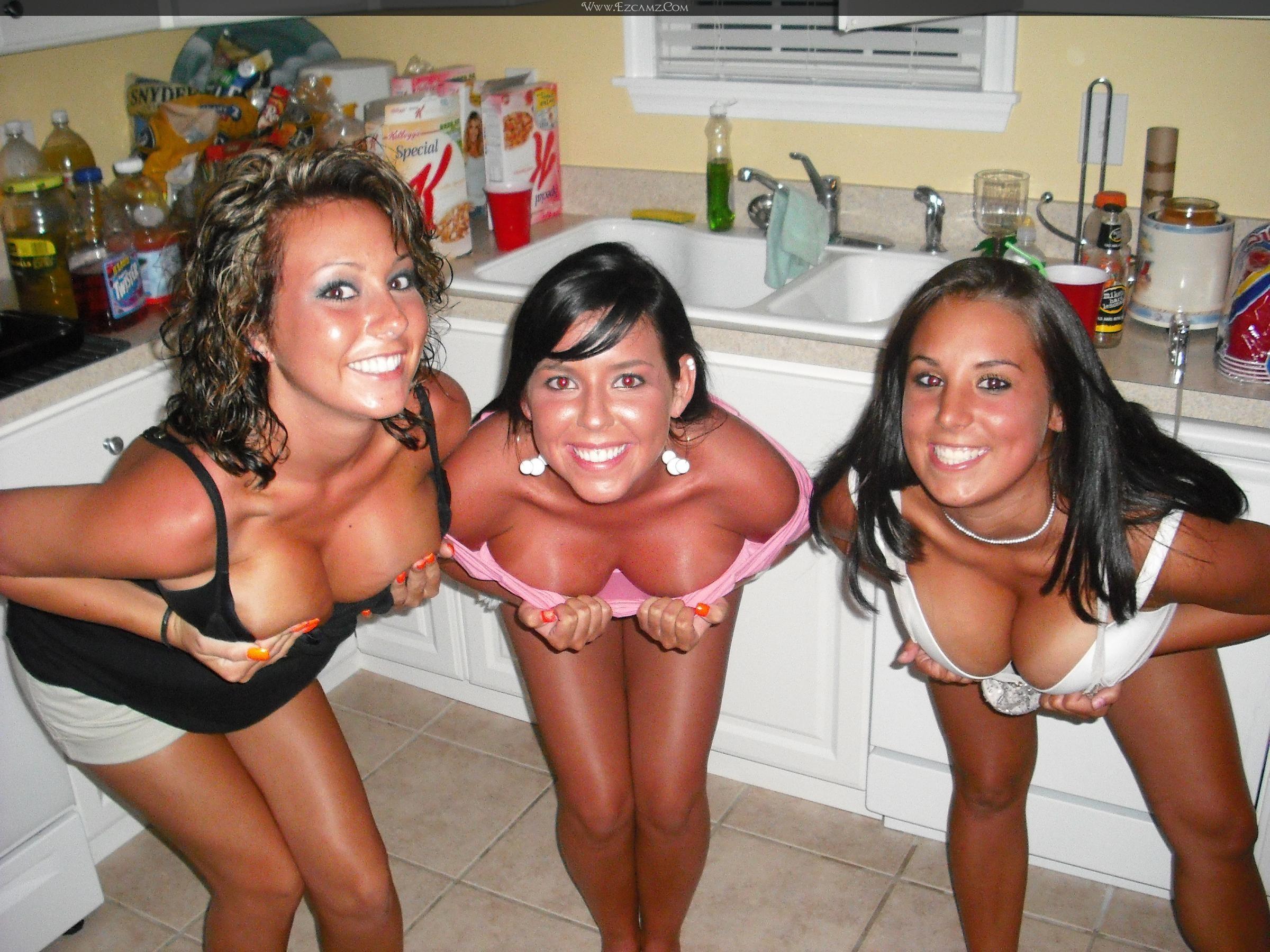 Man Your Fapping Station!