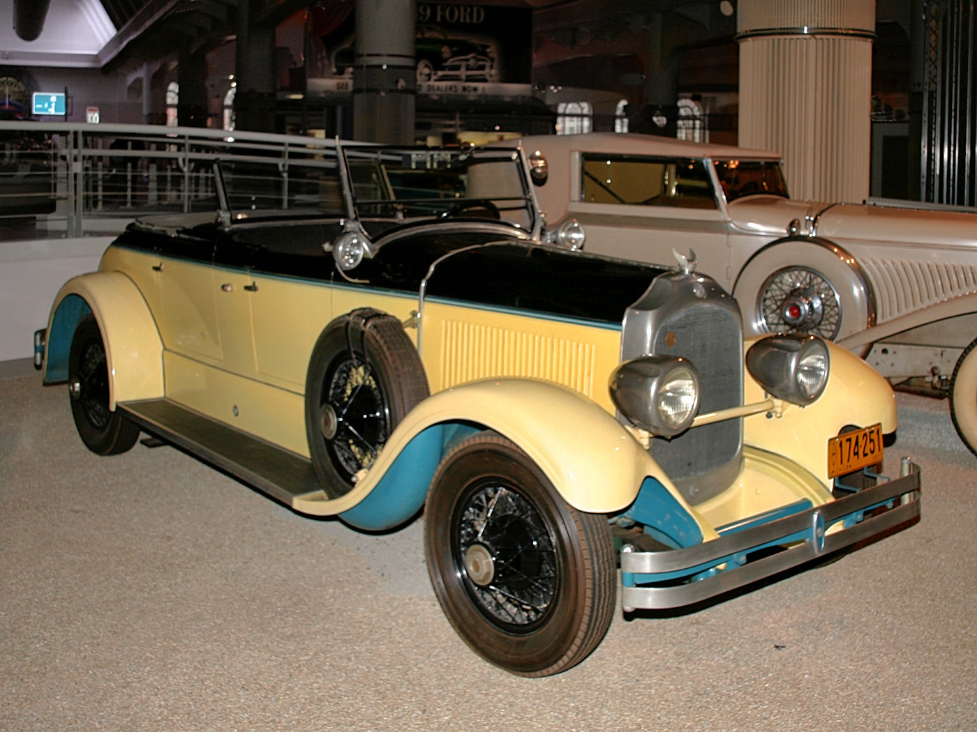 1927 Chrysler Imperial Sportif Dual Cowl Phaeton Yellow  Black fvr H Ford Museum CS