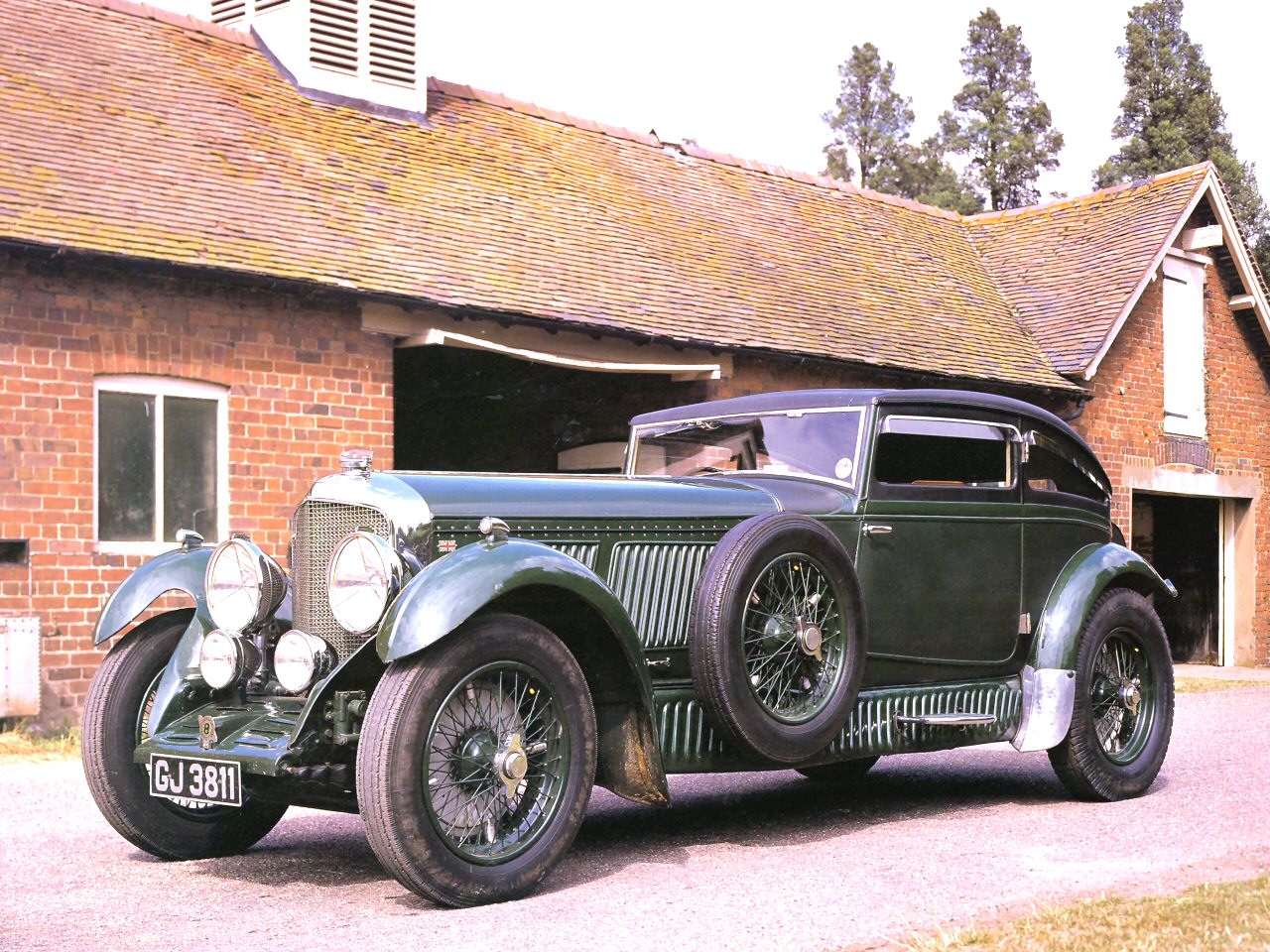 1930 Bentley Speed Six 2-Door Sedan Dark Green fvl