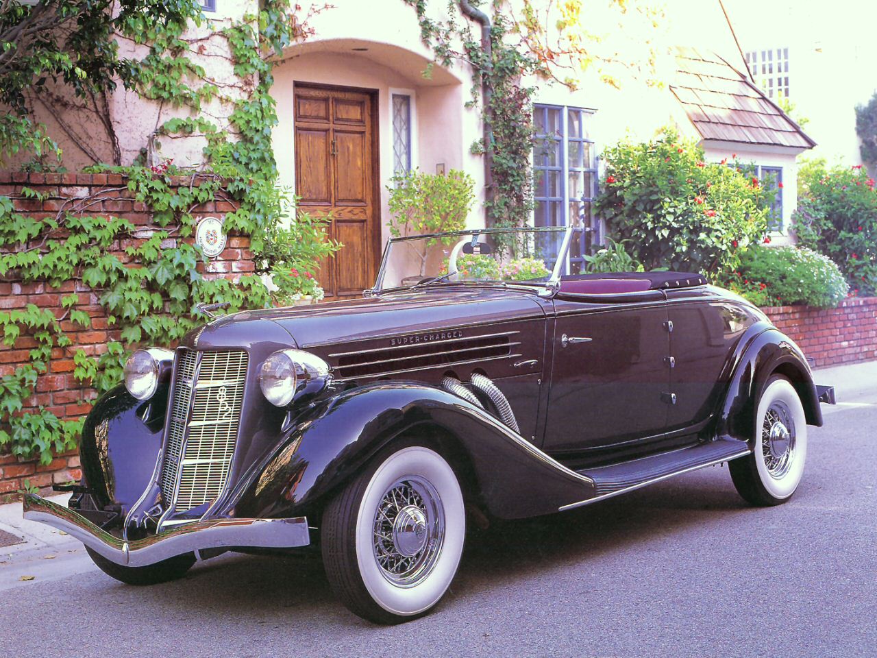 1936 Auburn Supercharged V-12 852 Cabriolet
