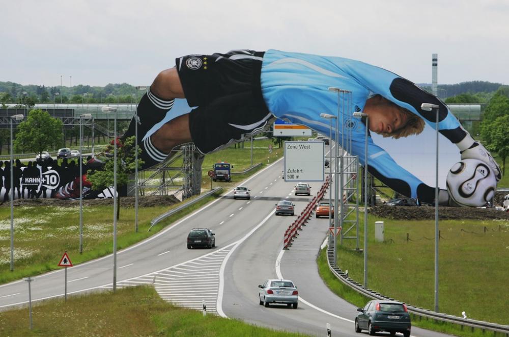 15 AMAZING And ATTENTION Grabbing BILLBOARDS!