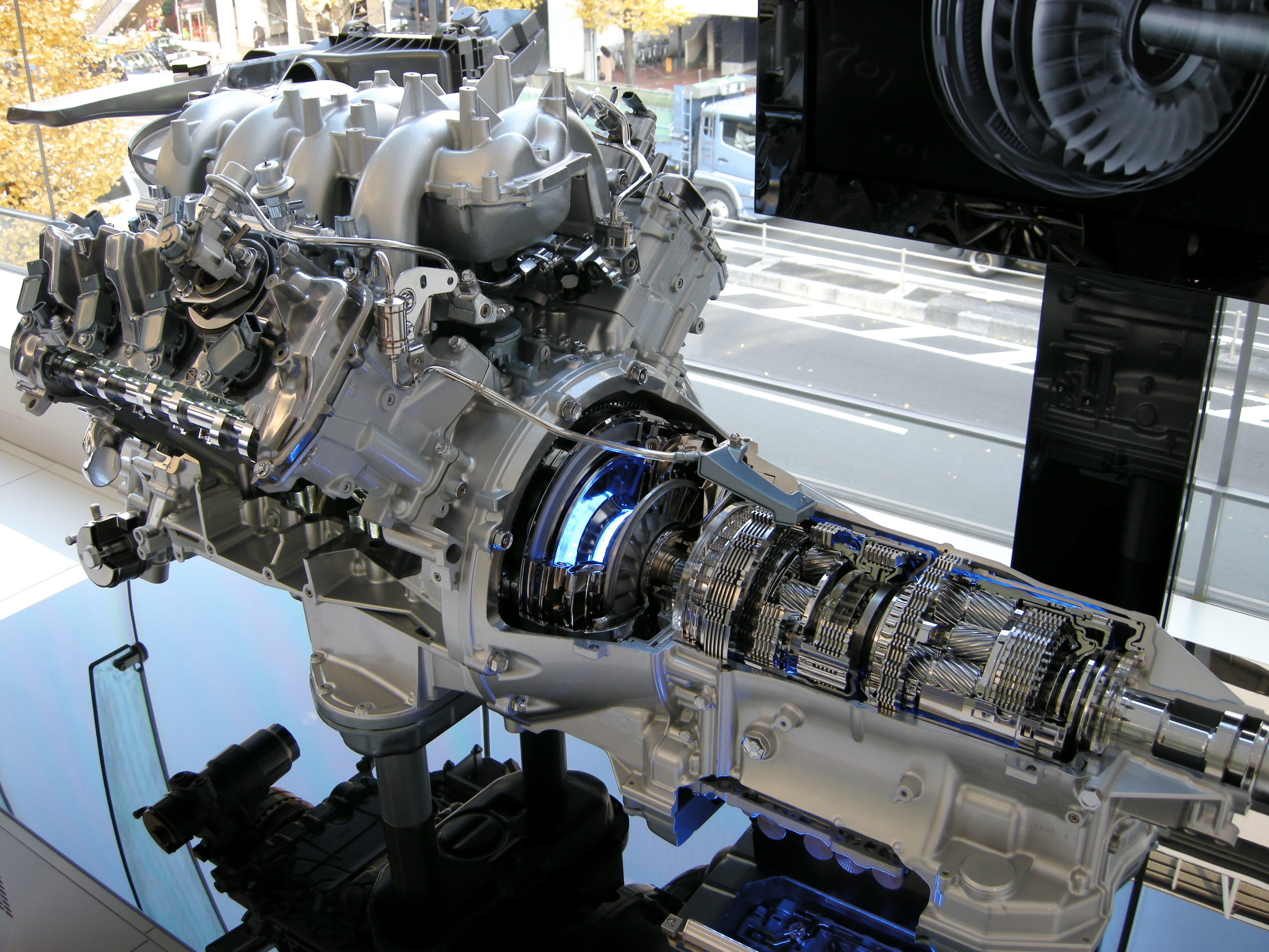 Lexus IS F Engine and Transmission Cutaway