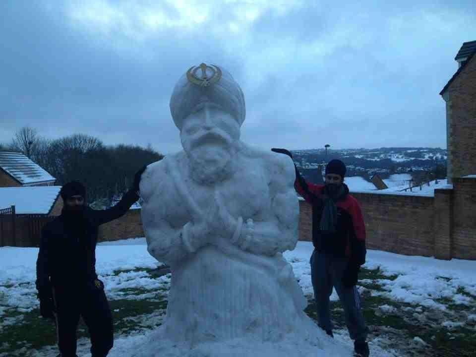 28 WTF Snow Sculptures