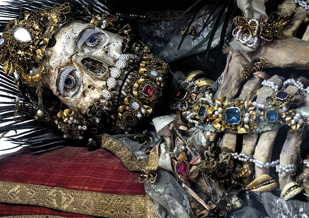 10 Luxurious Skeletons Unearthed From Catacombs In Rome