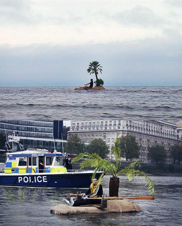 funny raft - Police