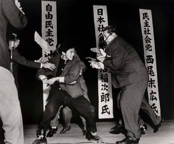Socialist Politician Asanuma as he was assasinated by 17-year old Yamaguchi in Tokyo, 1960.