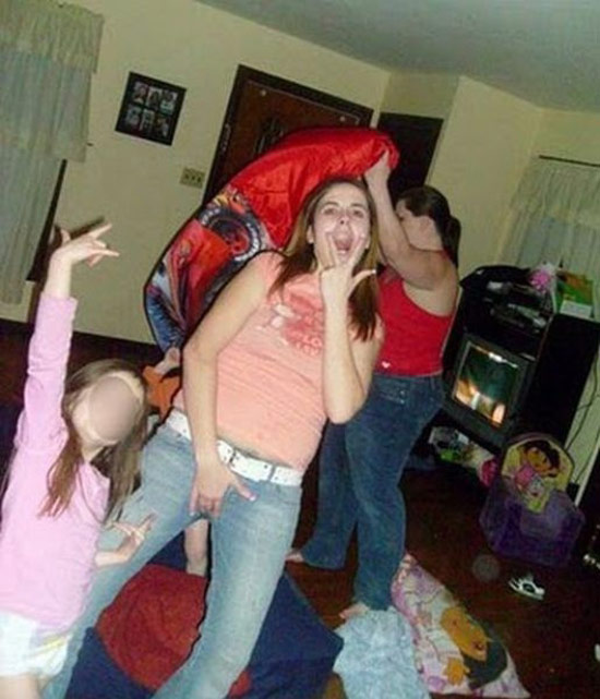 25 Examples of People Being Terrible Parents