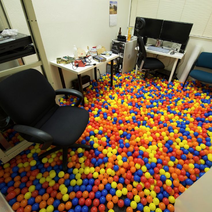 22 Office Pranks To Cure The Work Flow Boredom