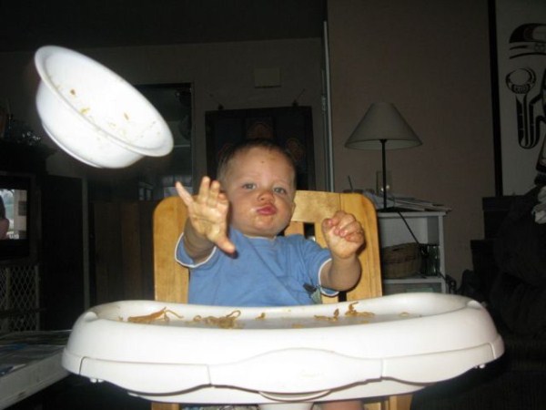 perfect timing child throwing food