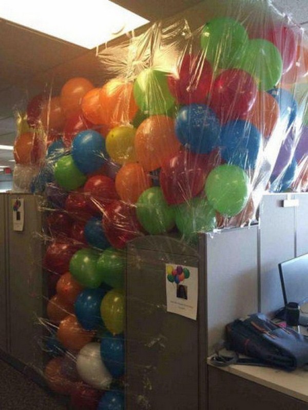 office balloon prank