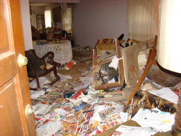 Man Inherits His Hoarding Uncles Home After He Died