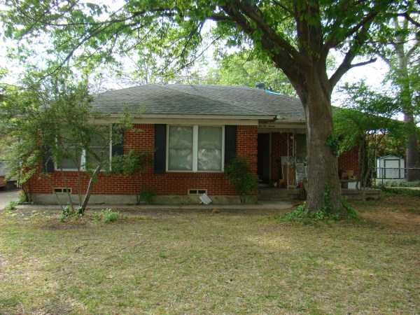 It looks like a normal home but wait until you see what's inside.