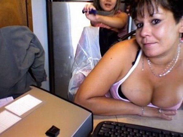 28 Shameless Mothers That Don't Deserve To Be Mothers