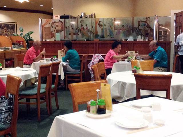 glitch in the matrix restaurant