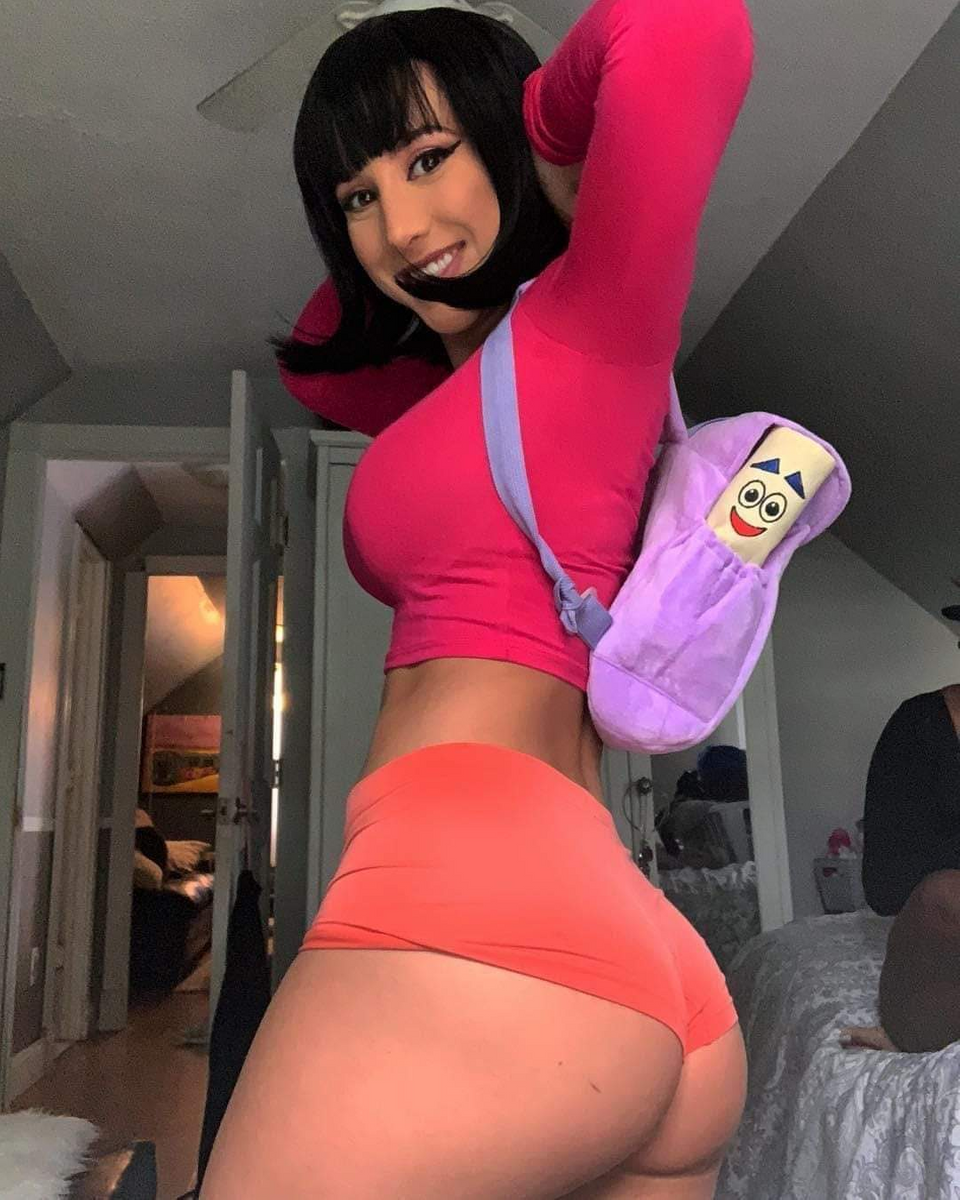 Dora cosplay sexy