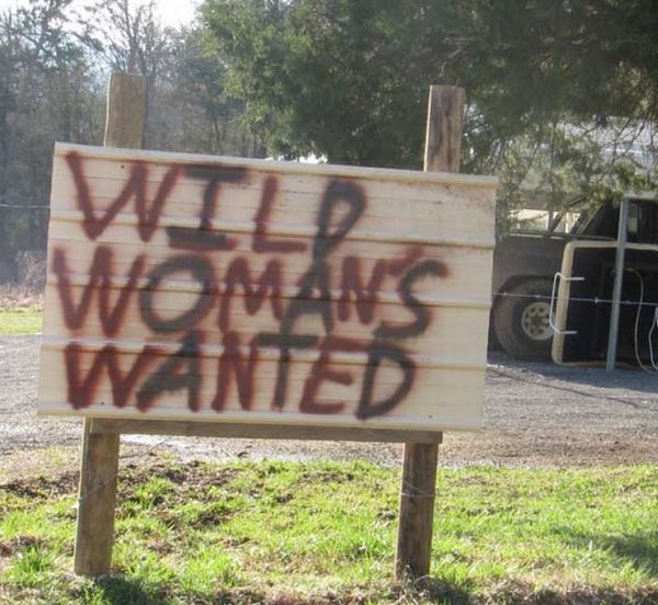 signage - Womans Wanted