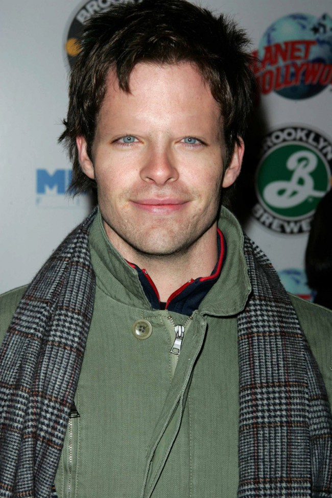 20 Of The Creepiest Celebrities Without Eyebrows