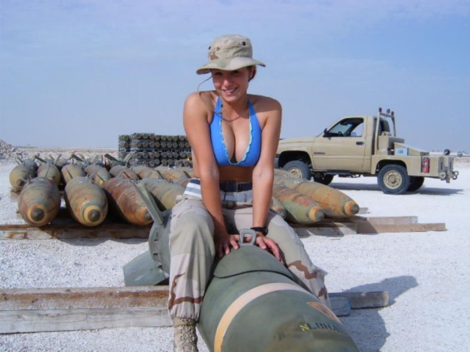 hot military women