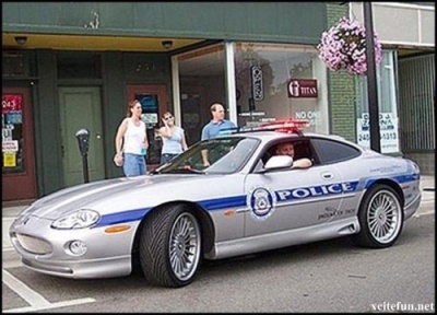 25 Cool Cop Cars