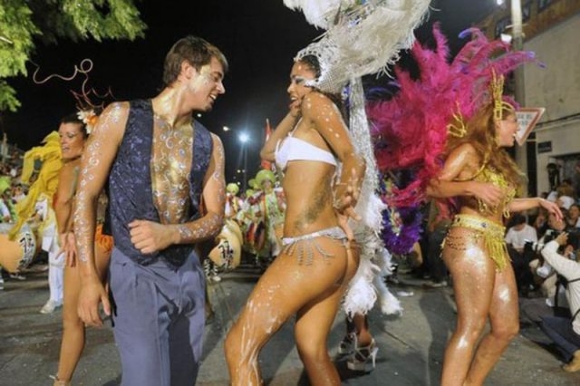 Guys Getting Busted 2