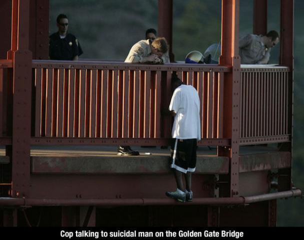 golden gate bridge suicide - . Cop talking to suicidal man on the Golden Gate Bridge